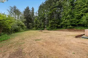 90880 Robertson Ln, Coos Bay, OR 97420 - Photo 33