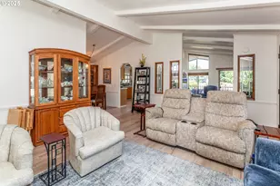 7455 SE King Rd, Milwaukie, OR 97222 - Photo 5