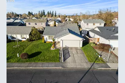 620 SE 11th St, Battle Ground, WA 98604 - Photo 5