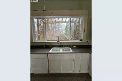 141 E Bryan Ave, Union, OR 97883 - Photo 19