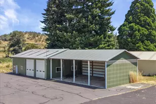 15464 Old Hwy 99, Myrtle Creek, OR 97457 - Photo 3