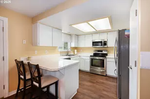 2010 S Dogwood St, Cornelius, OR 97113 - Photo 9