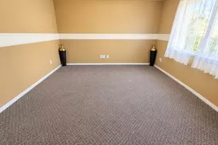 2010 S Dogwood St, Cornelius, OR 97113 - Photo 7
