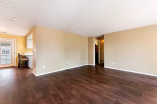 2010 S Dogwood St, Cornelius, OR 97113 - Photo 5