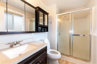 2010 S Dogwood St, Cornelius, OR 97113 - Photo 23