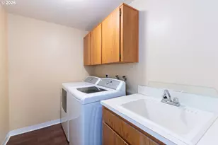 2010 S Dogwood St, Cornelius, OR 97113 - Photo 25