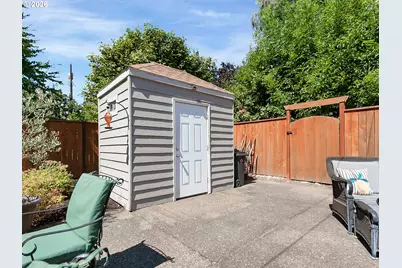 1655 Pearl St NE, Salem, OR 97301 - Photo 33