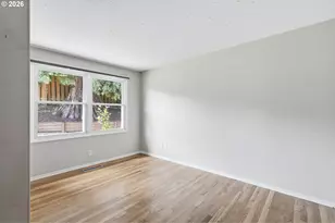 13912 NE Fremont Ct, Portland, OR 97230 - Photo 23