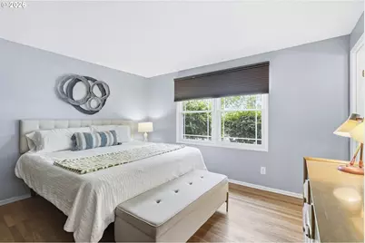 13912 NE Fremont Ct, Portland, OR 97230 - Photo 25