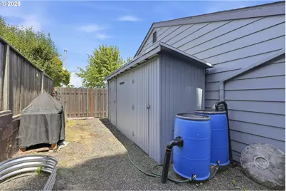 13912 NE Fremont Ct, Portland, OR 97230 - Photo 37