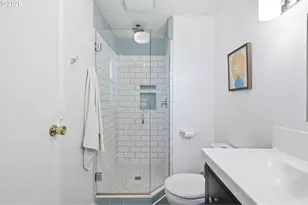13912 NE Fremont Ct, Portland, OR 97230 - Photo 29