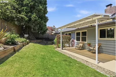 13912 NE Fremont Ct, Portland, OR 97230 - Photo 35