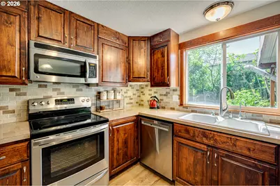 15521 NE 87th St, Vancouver, WA 98682 - Photo 5
