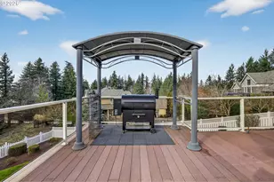 11737 SE Brockenhurst Cir, Happy Valley, OR 97086 - Photo 39