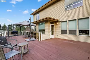 11737 SE Brockenhurst Cir, Happy Valley, OR 97086 - Photo 37