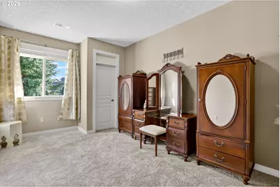 11737 SE Brockenhurst Cir, Happy Valley, OR 97086 - Photo 27