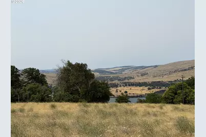 320 Klickitat Ave, Lyle, WA 98635 - Photo 21