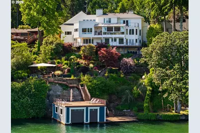 2470 Summit Ct, Lake Oswego, OR 97034 - Photo 1