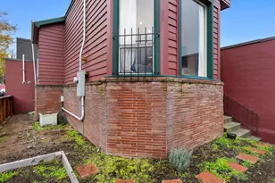 1305 SE Belmont St, Portland, OR 97214 - Photo 11