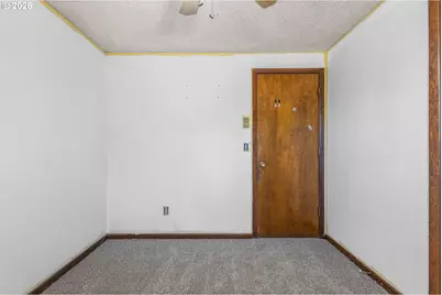 3965 NE 48th Ave, Salem, OR 97305 - Photo 19