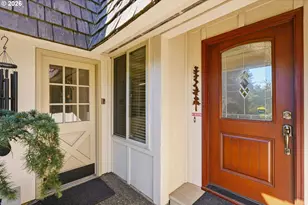 242 Greenridge Dr, Lake Oswego, OR 97035 - Photo 5