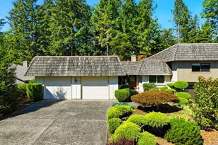 242 Greenridge Dr, Lake Oswego, OR 97035 - Photo 3