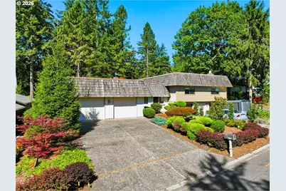 242 Greenridge Dr, Lake Oswego, OR 97035 - Photo 1