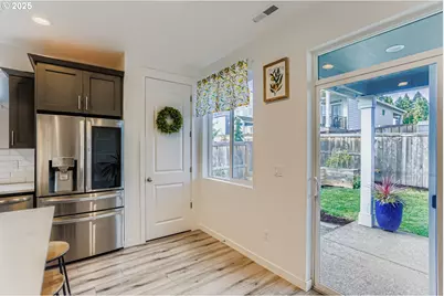 234 W 18th St, Lafayette, OR 97127 - Photo 13