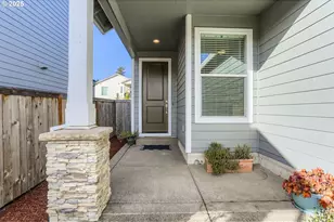 234 W 18th St, Lafayette, OR 97127 - Photo 3