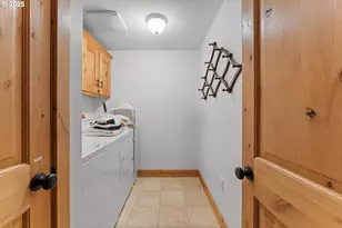 31200 E Collins Lake Rd, Government Camp, OR 97028 - Photo 25