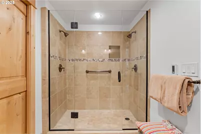 31200 E Collins Lake Rd #1, Government Camp, OR 97028 - Photo 21