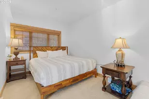 31200 E Collins Lake Rd, Government Camp, OR 97028 - Photo 15