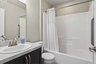 1015 Forest Heights St, Sutherlin, OR 97479 - Photo 11