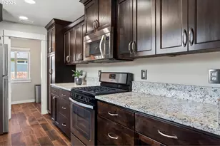 1015 Forest Heights St, Sutherlin, OR 97479 - Photo 15