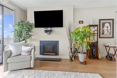 2221 SW 1st Ave #2421, Portland, OR 97201 - Photo 9