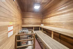 2221 SW 1st Ave, Portland, OR 97201 - Photo 23