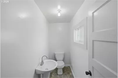 125 N 8th St, Lakeside, OR 97449 - Photo 23