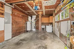 4815 SE Flavel Dr, Portland, OR 97206 - Photo 27