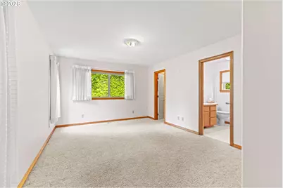 1446 W 14th Pl, Coquille, OR 97423 - Photo 21