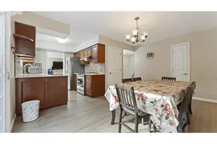 1400 NE 172nd Ave, Portland, OR 97230 - Photo 9