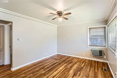 5326 SE 18th Ave, Portland, OR 97202 - Photo 5