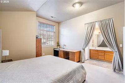 1556 NE 27th Ter, Gresham, OR 97030 - Photo 27