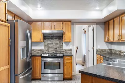 1556 NE 27th Ter, Gresham, OR 97030 - Photo 13