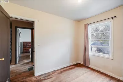 12413 SE Mill St, Portland, OR 97233 - Photo 15
