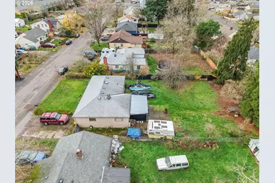 12413 SE Mill St, Portland, OR 97233 - Photo 5