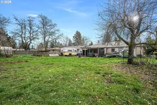 12413 SE Mill St, Portland, OR 97233 - Photo 27