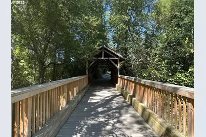 1505 NE Village St, Fairview, OR 97024 - Photo 33