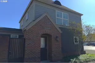 1505 NE Village St, Fairview, OR 97024 - Photo 25