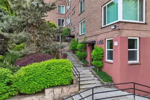 1205 SW Cardinell Dr, Portland, OR 97201 - Photo 3