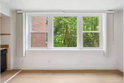 1205 SW Cardinell Dr #604, Portland, OR 97201 - Photo 7